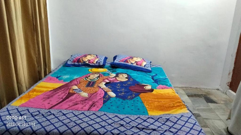 Shri Swami Sheetal Das Aashram Dharmshala バラナシ エクステリア 写真