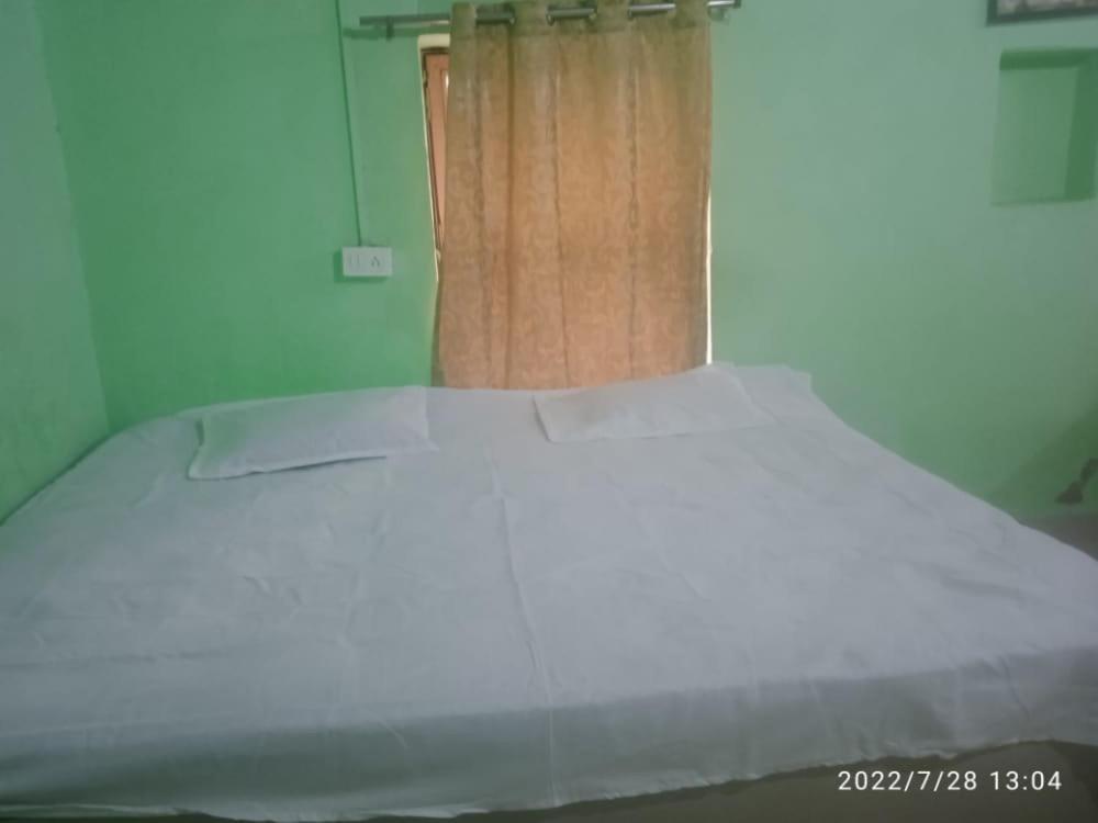 Shri Swami Sheetal Das Aashram Dharmshala バラナシ エクステリア 写真